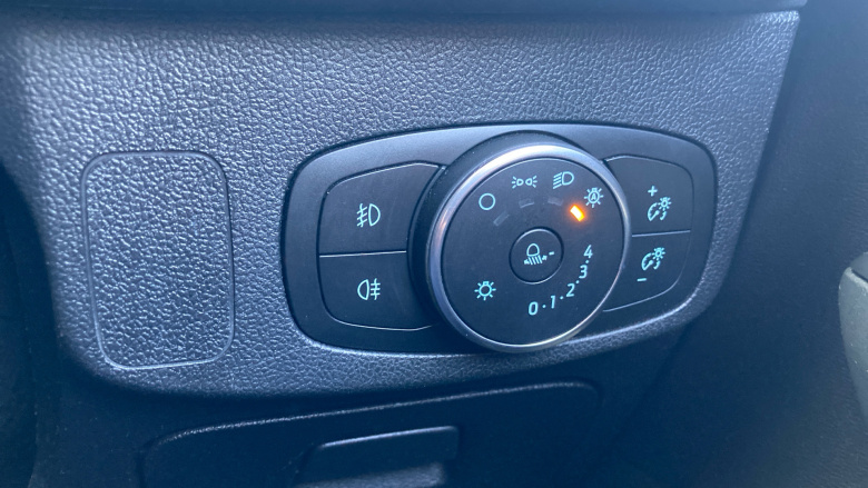 Ford Focus 1.5 EcoBoost 150 Titanium 5dr Auto Petrol Estate